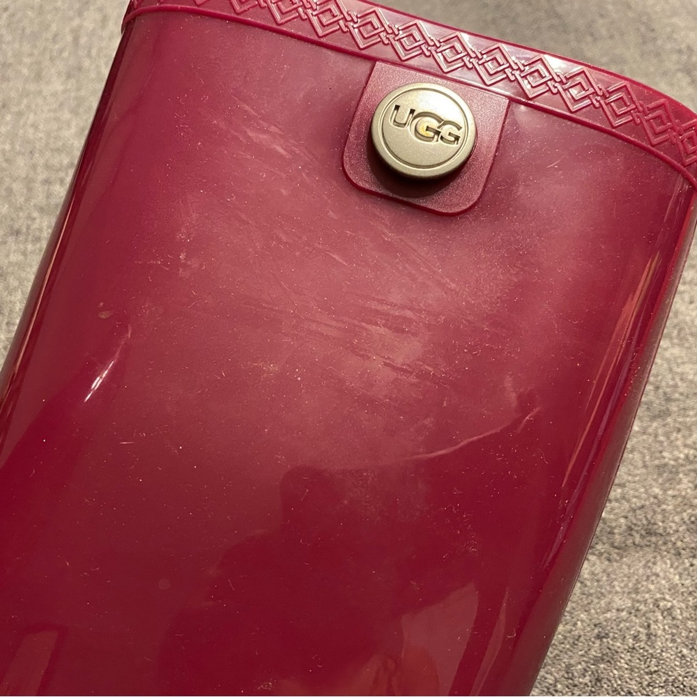 New!!! UGG red rain boots - Picture 3 of 6